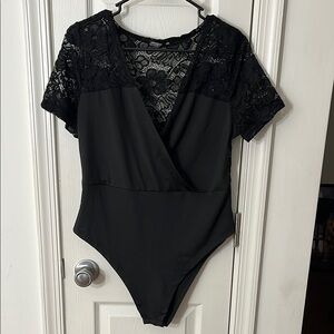 0X Short Sleeve Black Lace Bodysuit